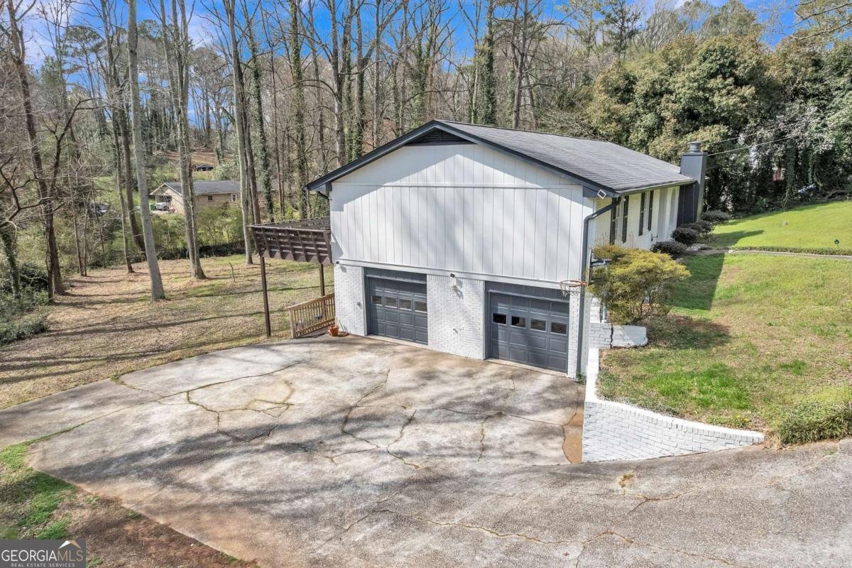 611 Navarre Drive Stone Mountain - Photo 27