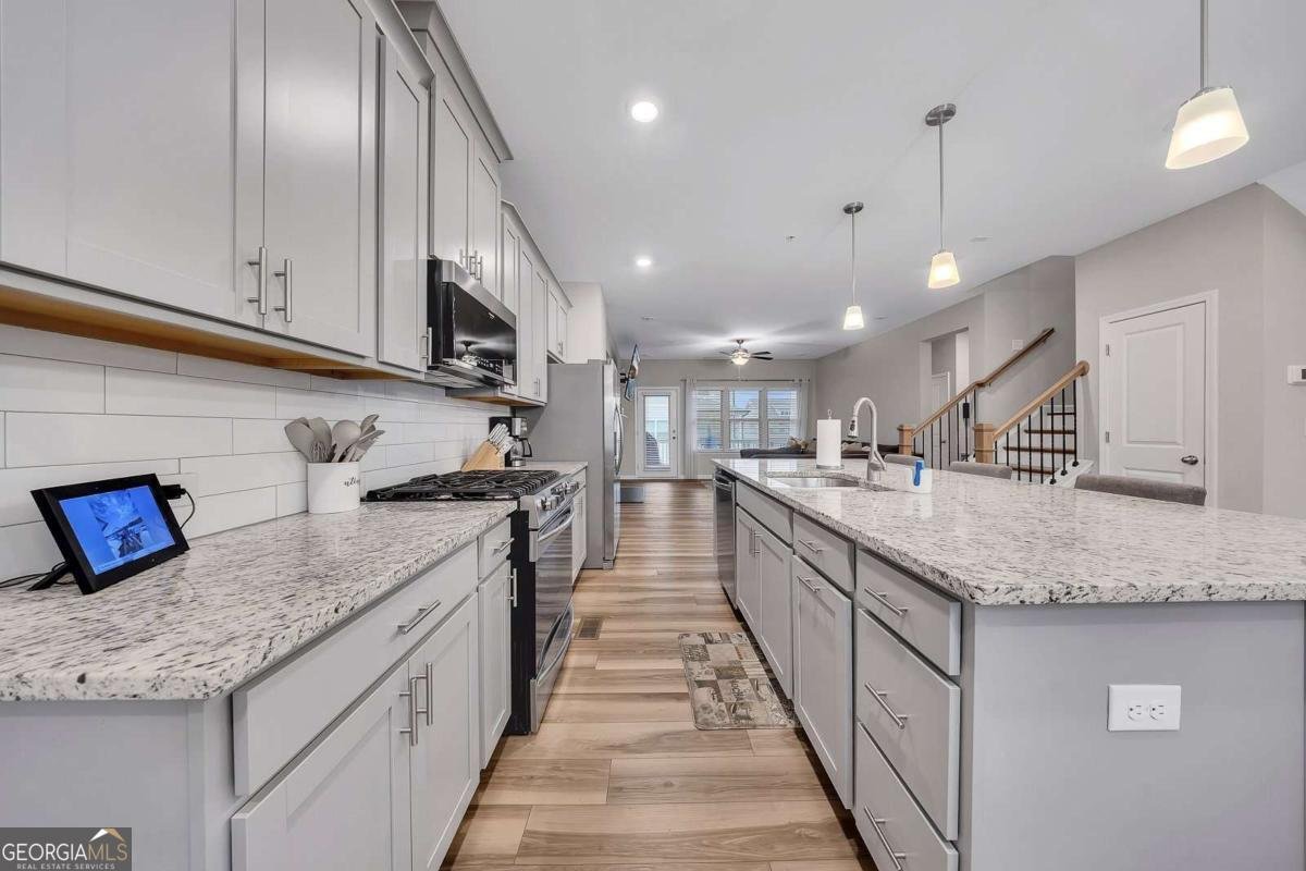 270 Commons Avenue Woodstock - Photo 8