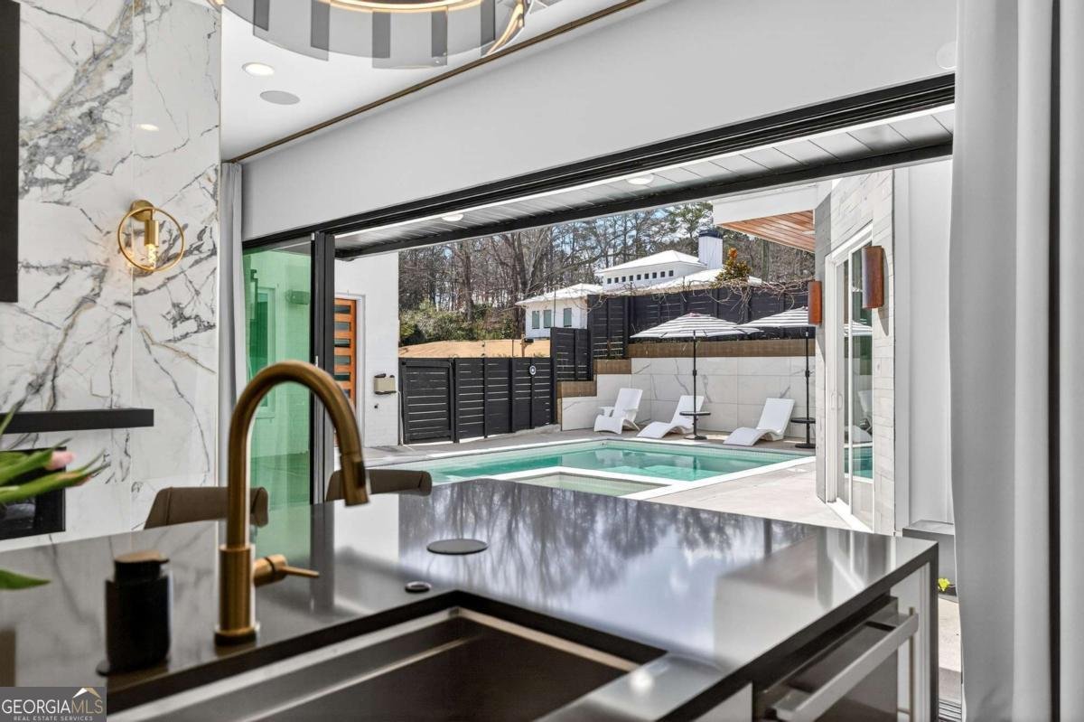 101 Henderson Street Woodstock - Photo 17