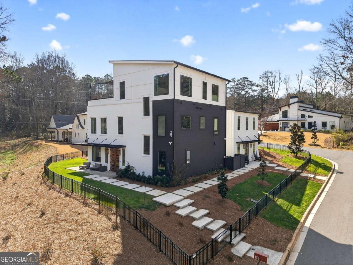 101 Henderson Street Woodstock - Photo 62