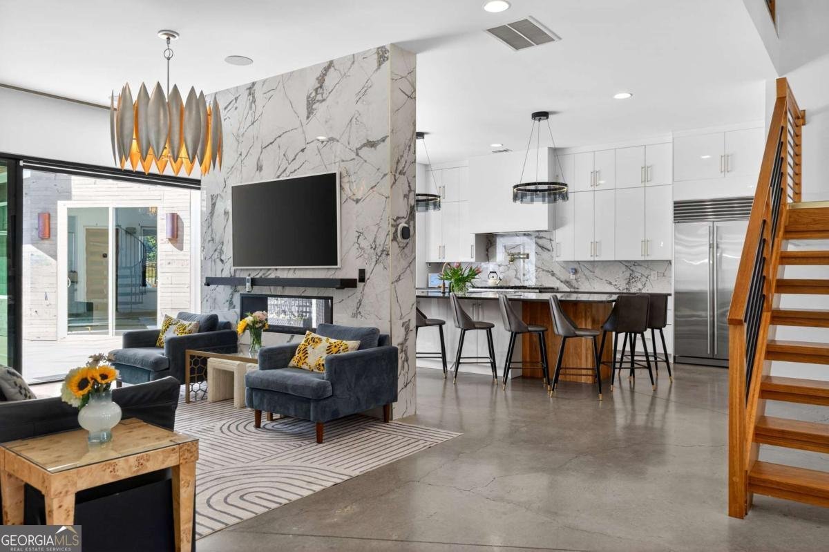 101 Henderson Street Woodstock - Photo 7