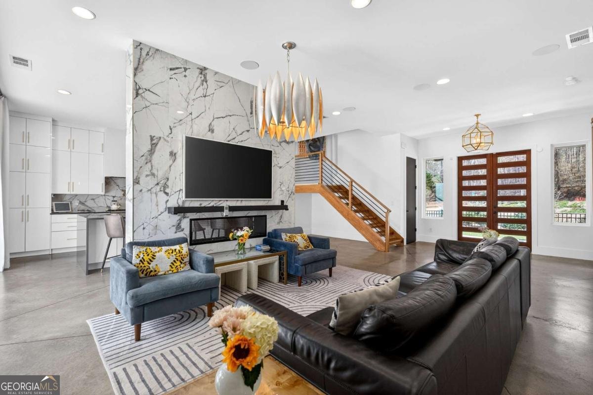 101 Henderson Street Woodstock - Photo 8