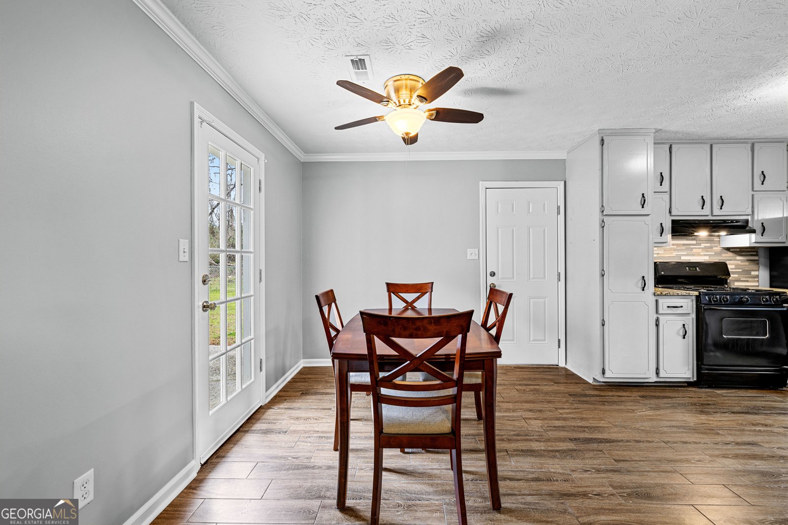 240 Hampton Drive Fayetteville - Photo 9