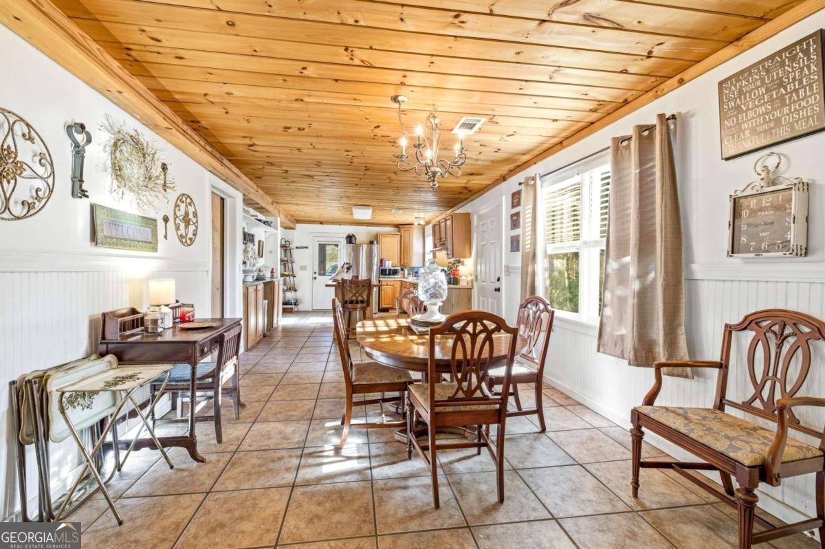 314 Holley Street Demorest - Photo 13