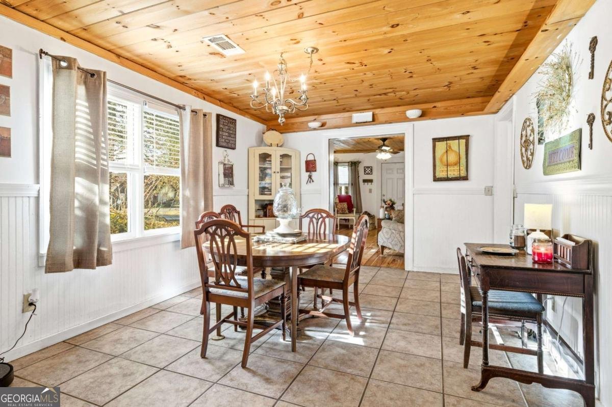 314 Holley Street Demorest - Photo 14