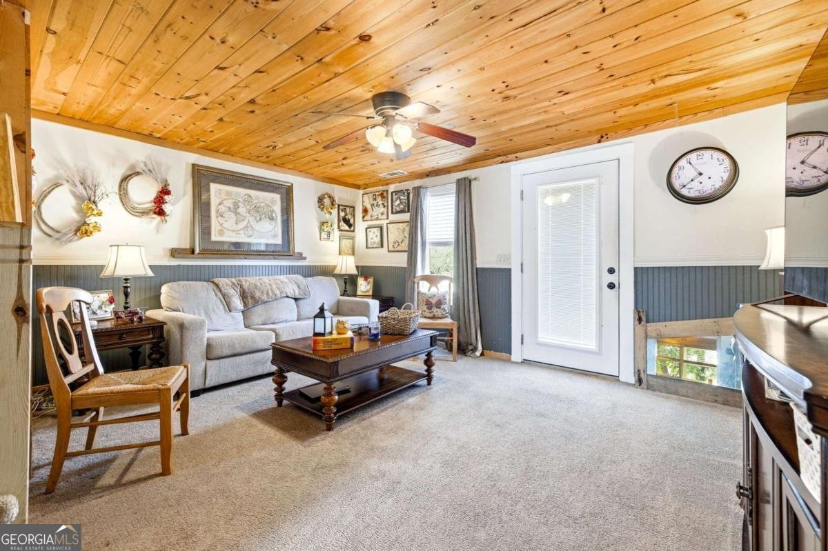 314 Holley Street Demorest - Photo 18