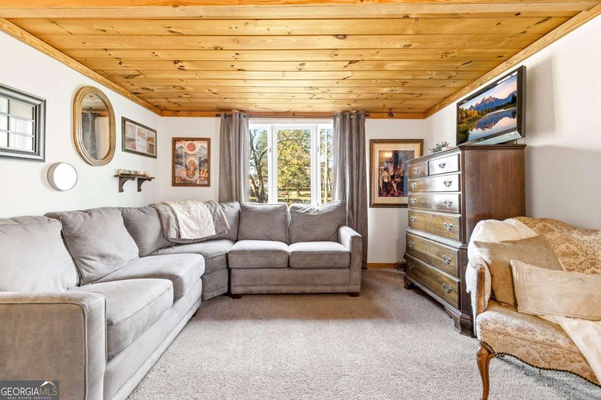 314 Holley Street Demorest - Photo 21