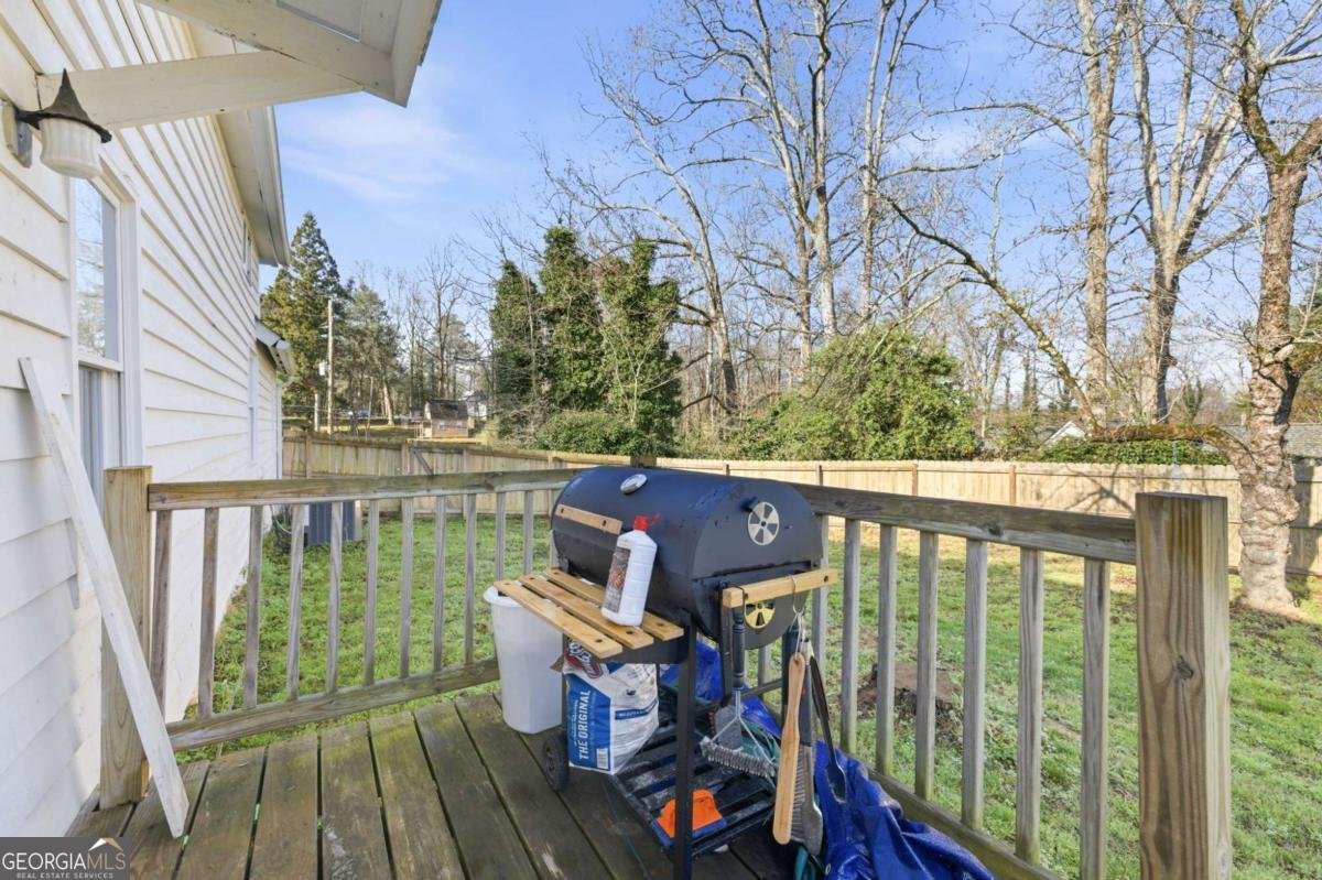 314 Holley Street Demorest - Photo 37