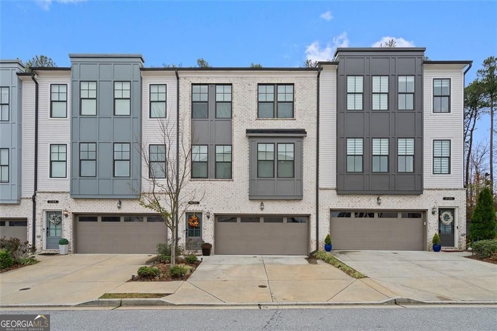 6176 Eves Way Norcross - Photo 1