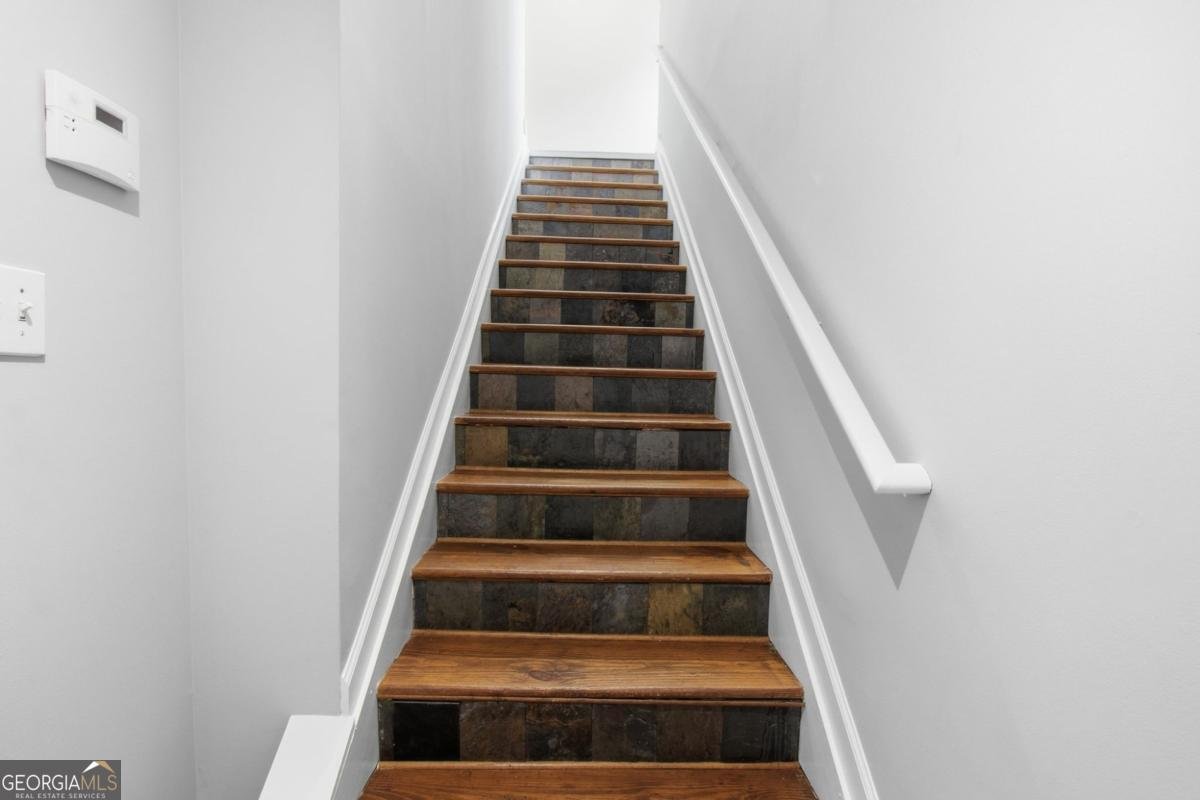 1138 Village Court Atlanta - Photo 6