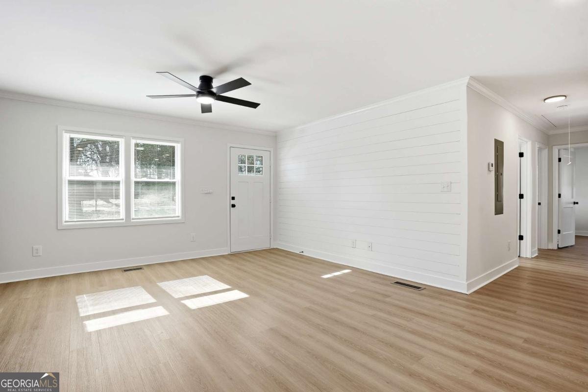 127 Perry Street Loganville - Photo 10