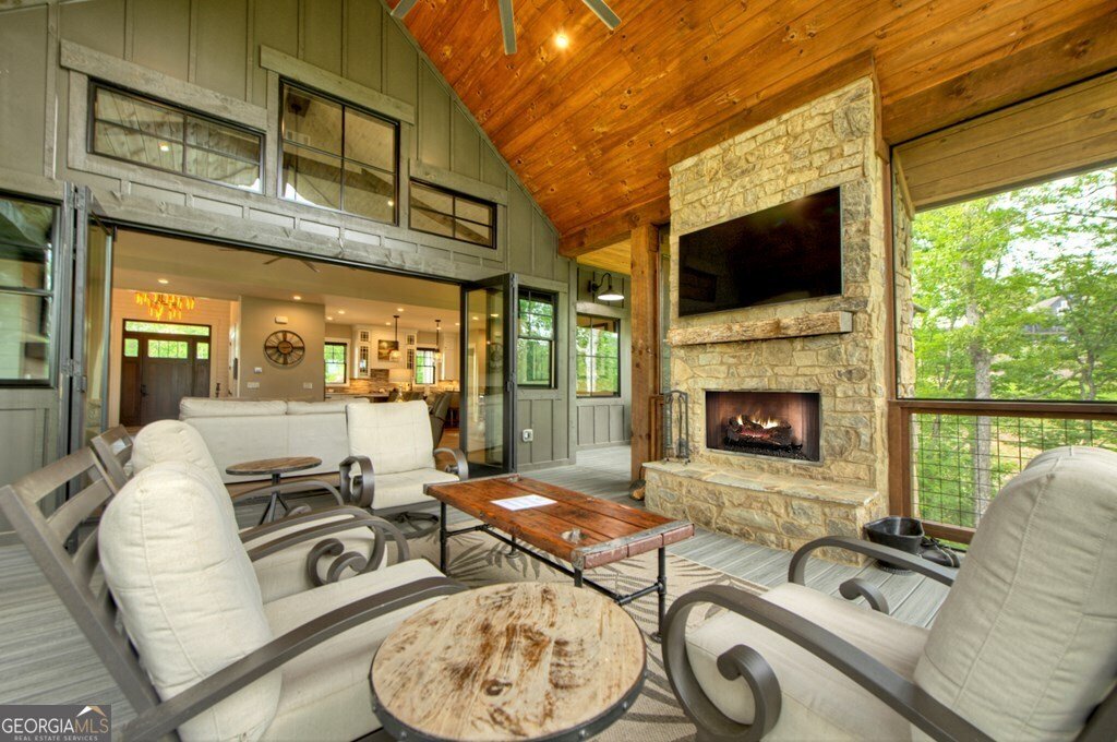 658 Old Toccoa Loop Mineral Bluff - Photo 9