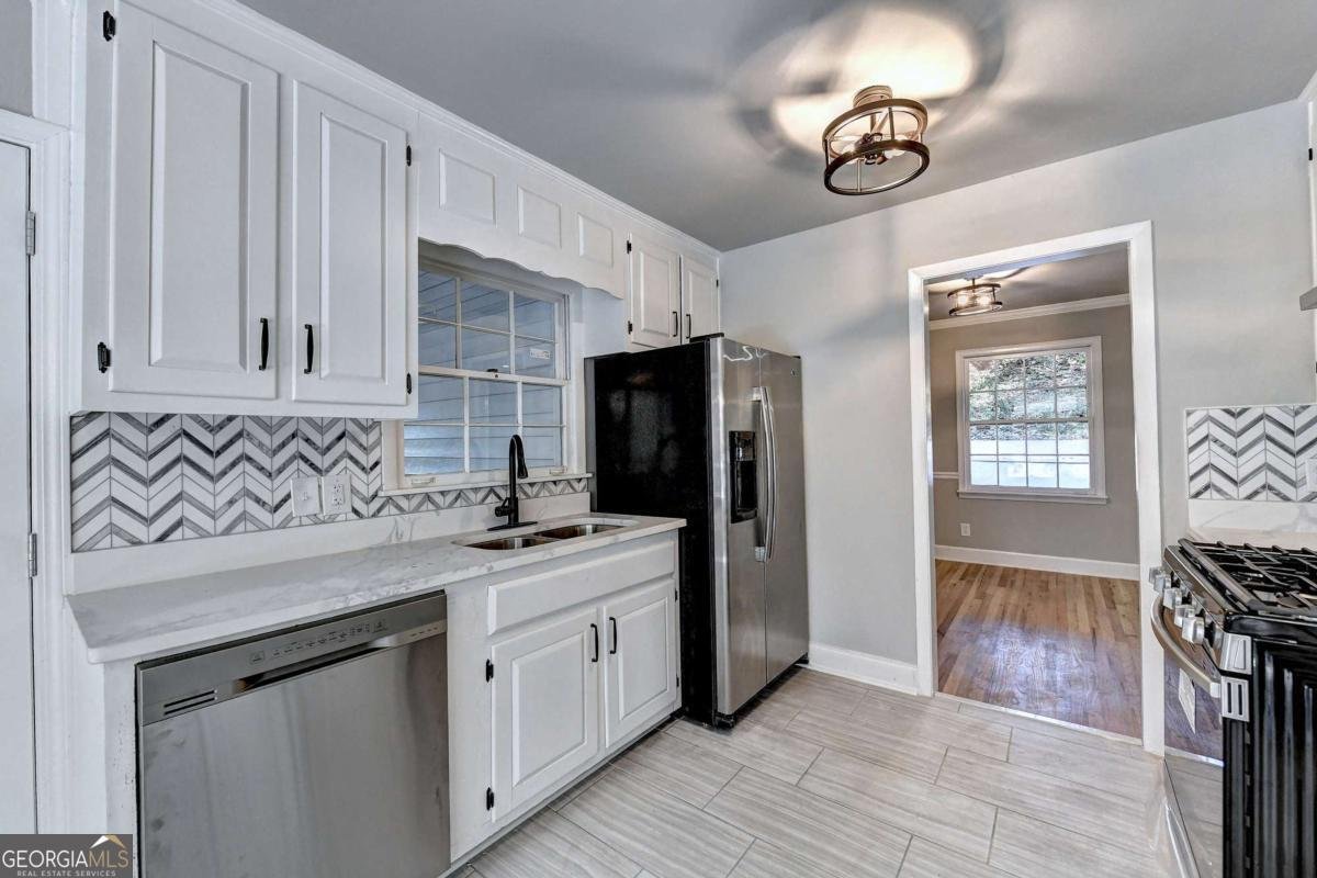 866 Armand Court Atlanta - Photo 18