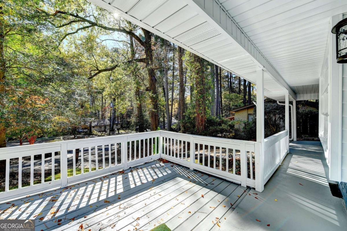 866 Armand Court Atlanta - Photo 6