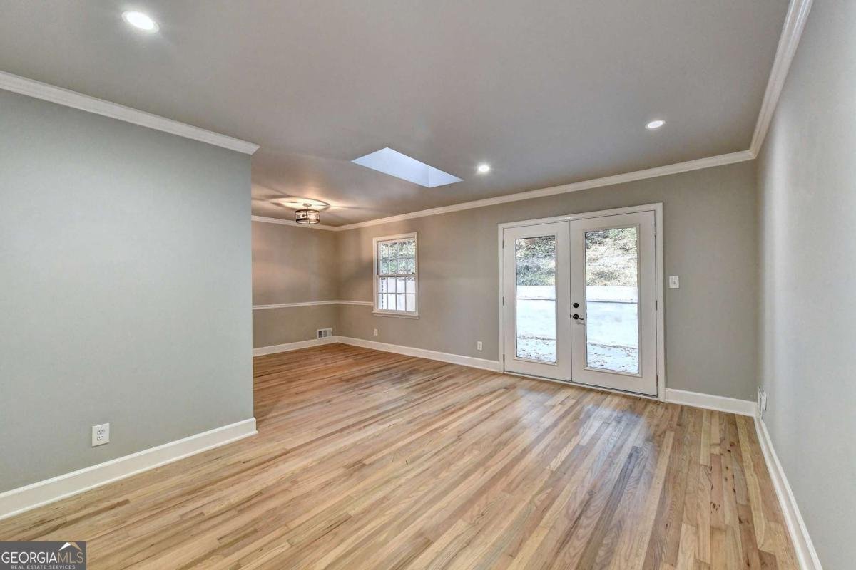 866 Armand Court Atlanta - Photo 8