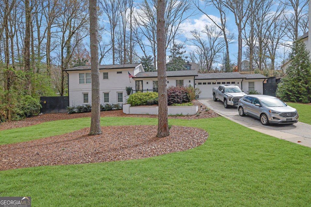 70 Bonnie Lane Atlanta - Photo 1