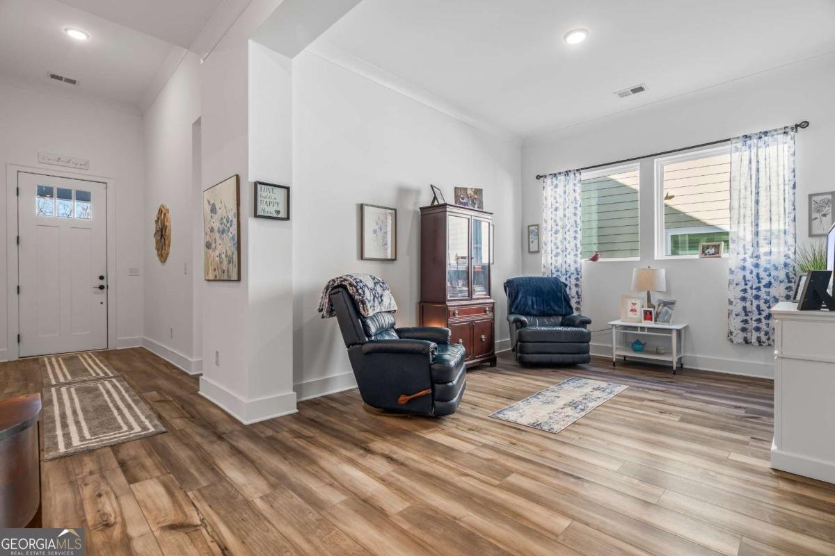 7076 Cottage Grove Drive Flowery Branch - Photo 15