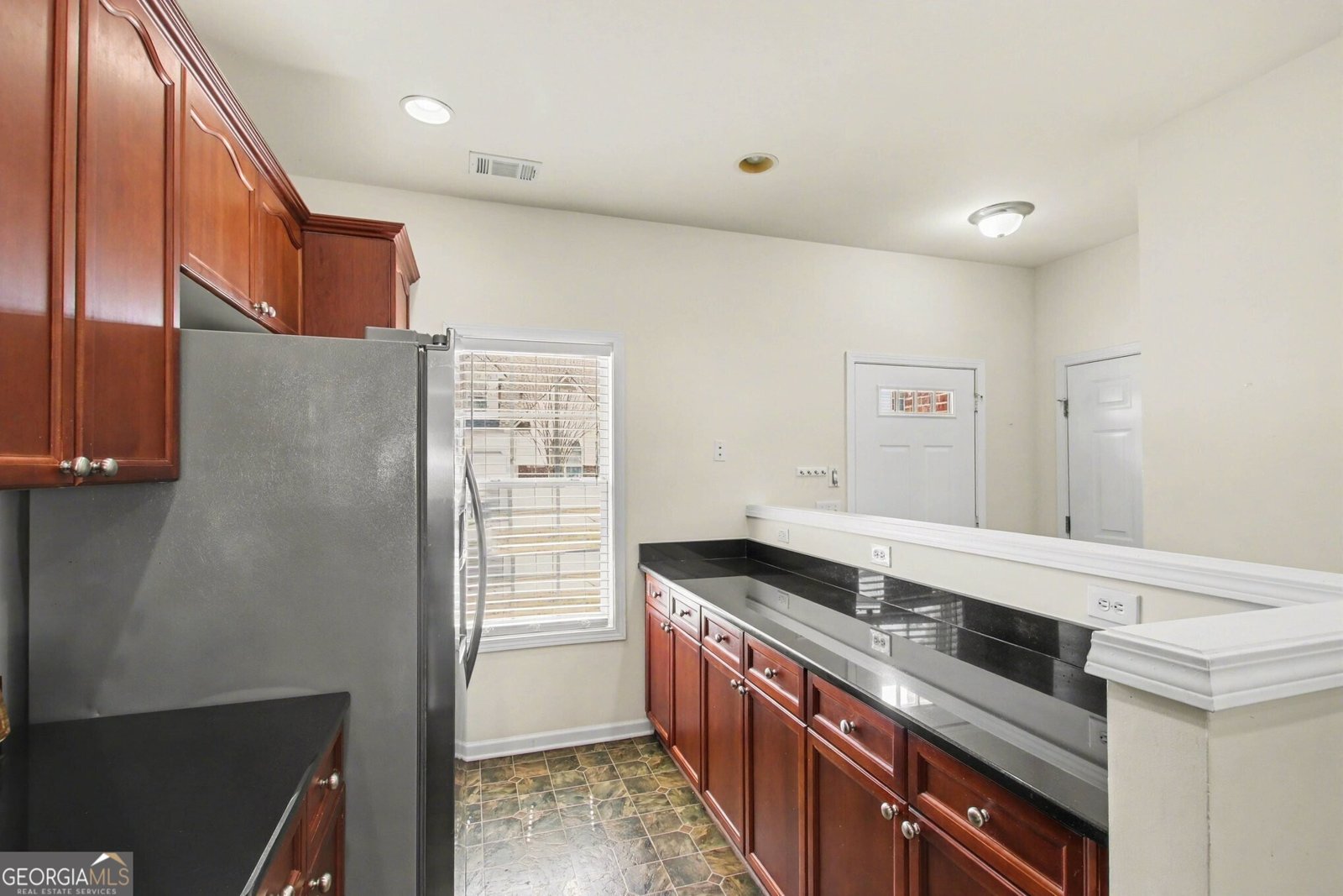 2367 Suwanee Pointe Drive Lawrenceville - Photo 16