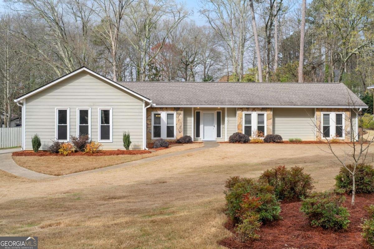 1381 Aqueduct Way Marietta - Photo 1