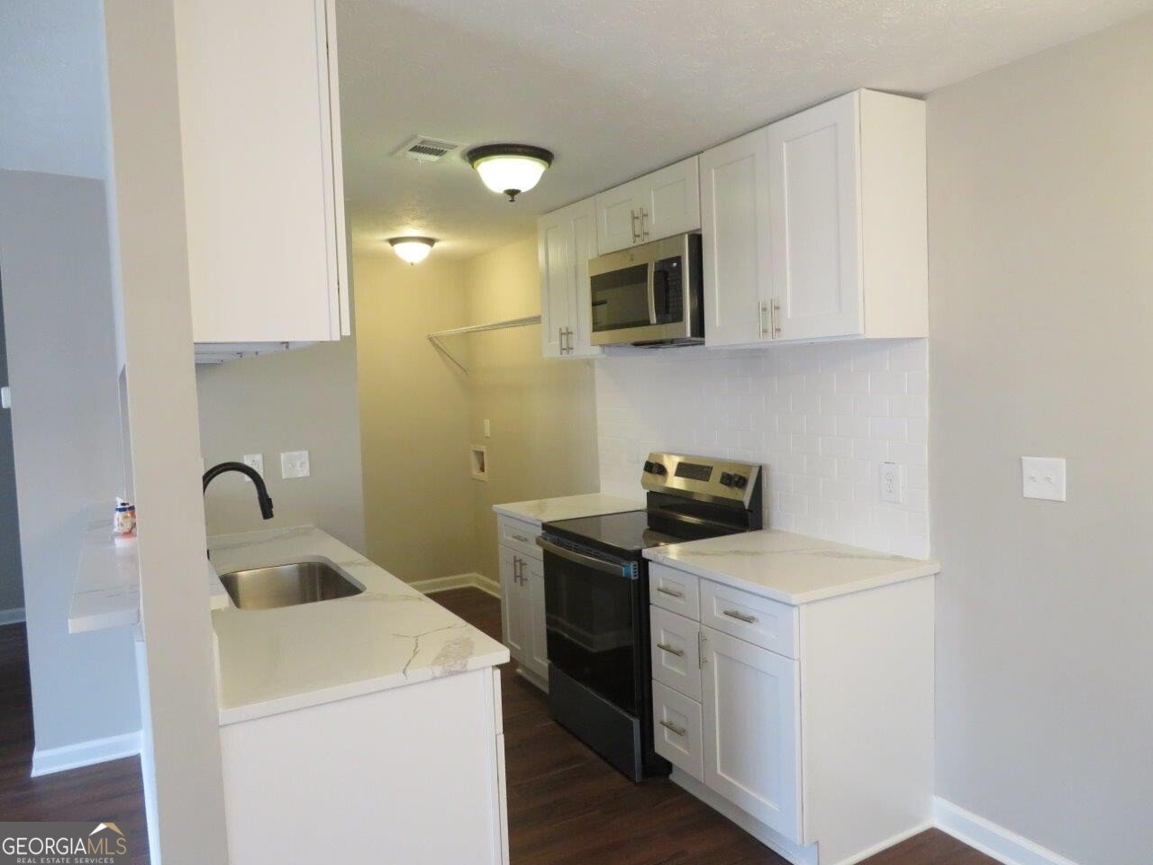 1336 Surrey Lane Marietta - Photo 6