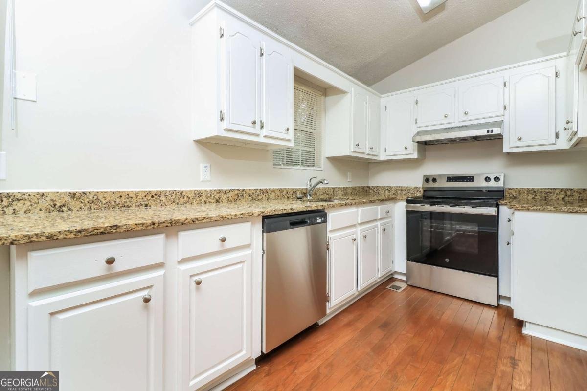 241 Remington Lane Acworth - Photo 9