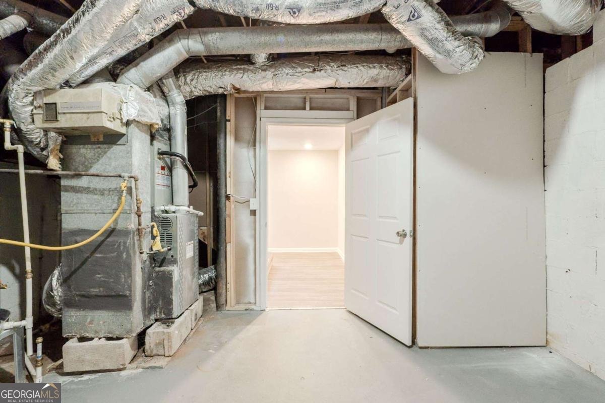 4412 Rustic Wood Drive Stone Mountain - Photo 34