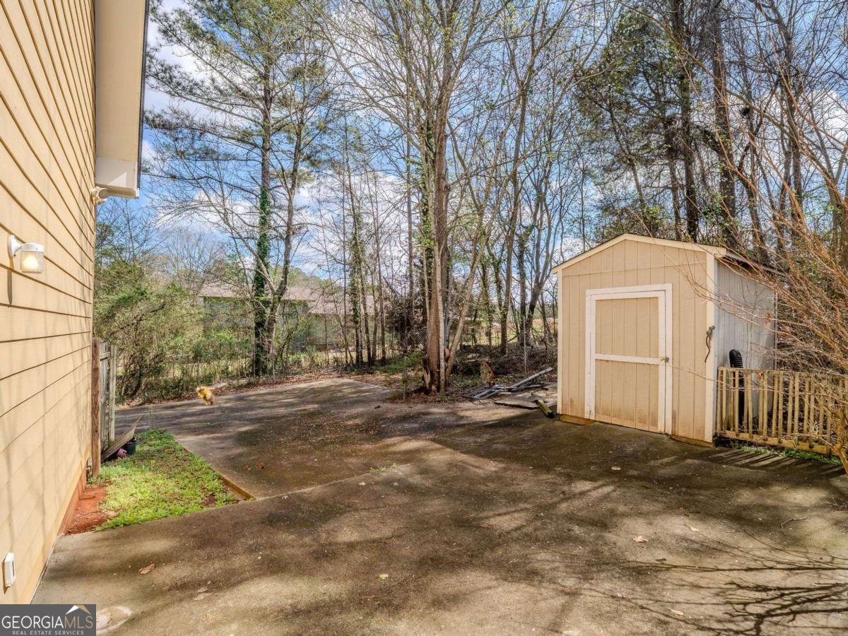 4050 Old Fairburn Road Atlanta - Photo 6