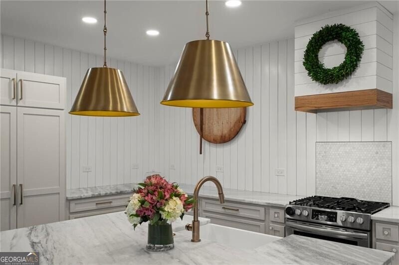 597 Wisteria Drive Woodstock - Photo 9