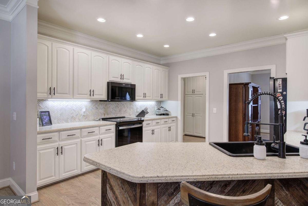 1005 Harmony Road Silver Creek - Photo 11