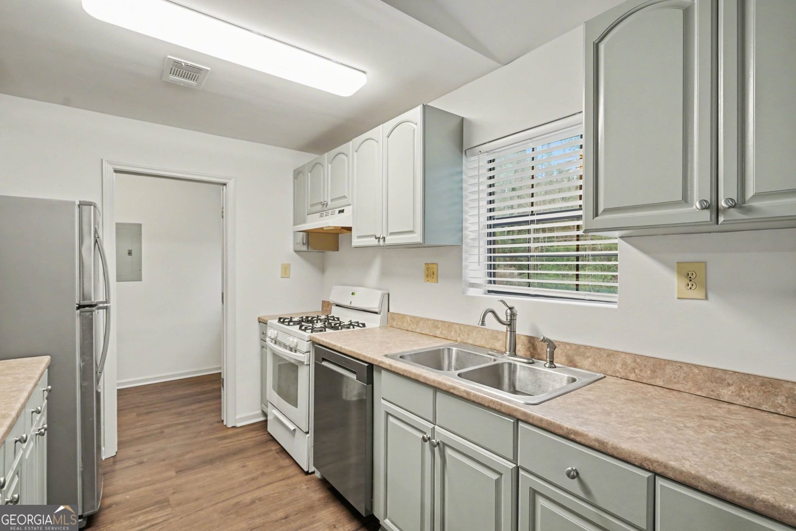 555 Cardell Circle Mableton - Photo 13