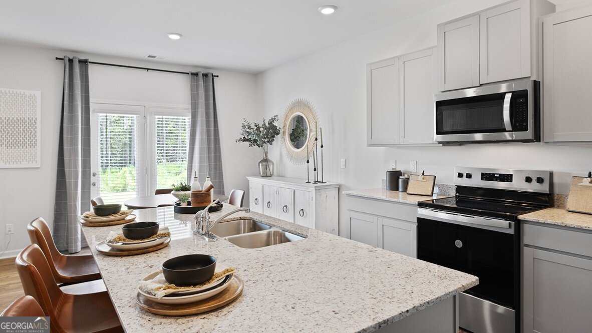 8187 Elkhorn Drive Fairburn - Photo 6