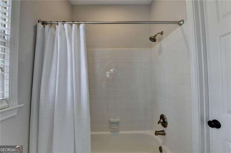 10330 Groomsbridge Road Johns Creek - Photo 15