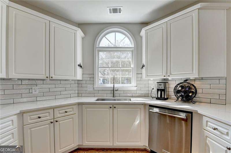 10330 Groomsbridge Road Johns Creek - Photo 25