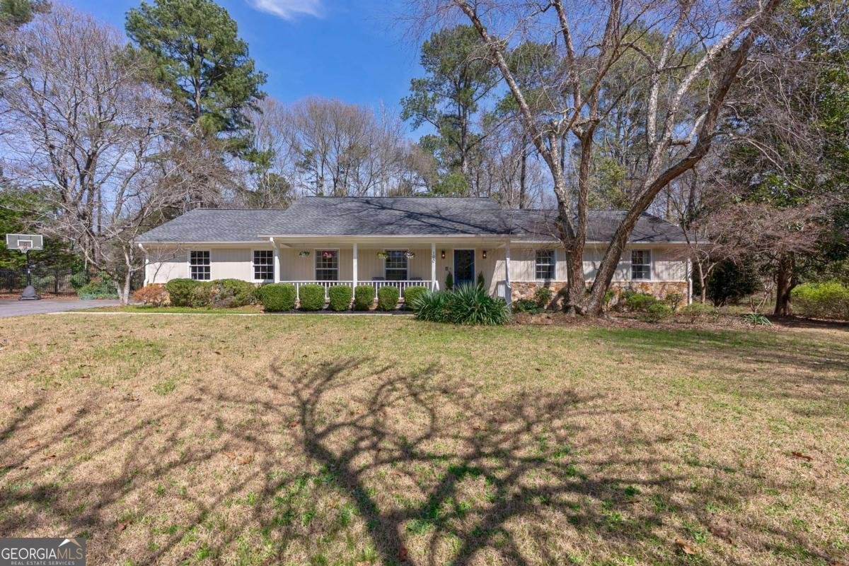 190 Pioneer Court Athens - Photo 1