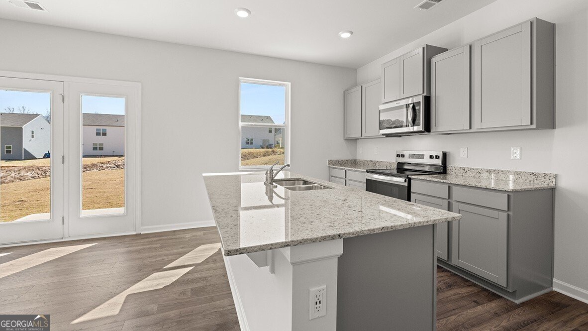 8189 Elkhorn Drive Fairburn - Photo 6