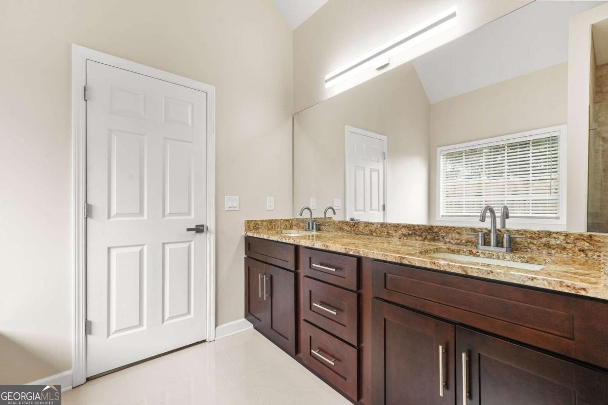 1564 Ember Oaks Circle Powder Springs - Photo 32