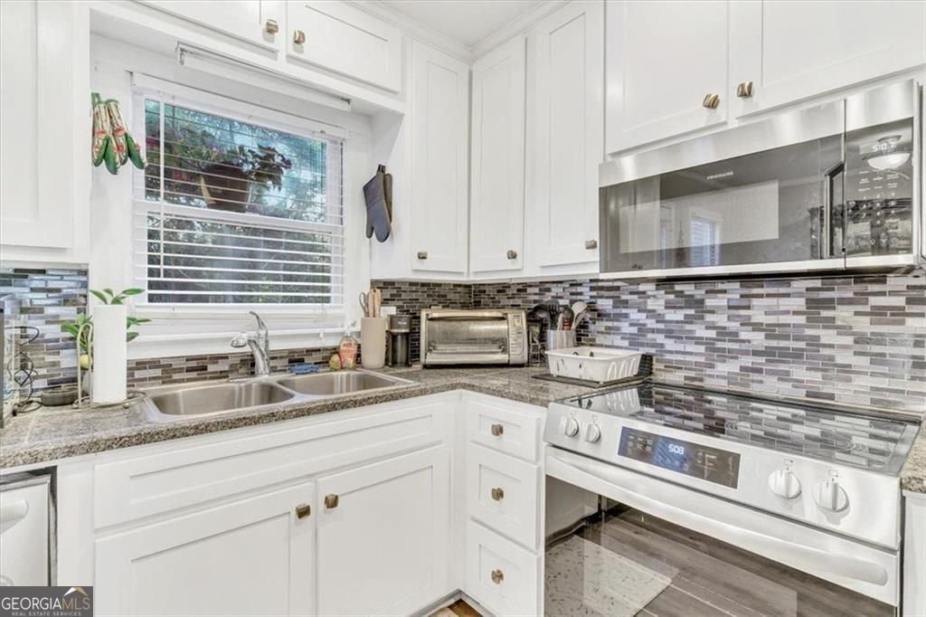 450 Valley Woods Circle Conyers - Photo 10