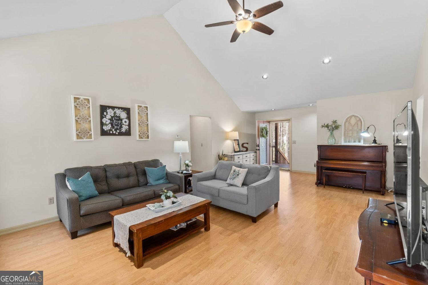 4984 Poplar Springs Circle Gainesville - Photo 14