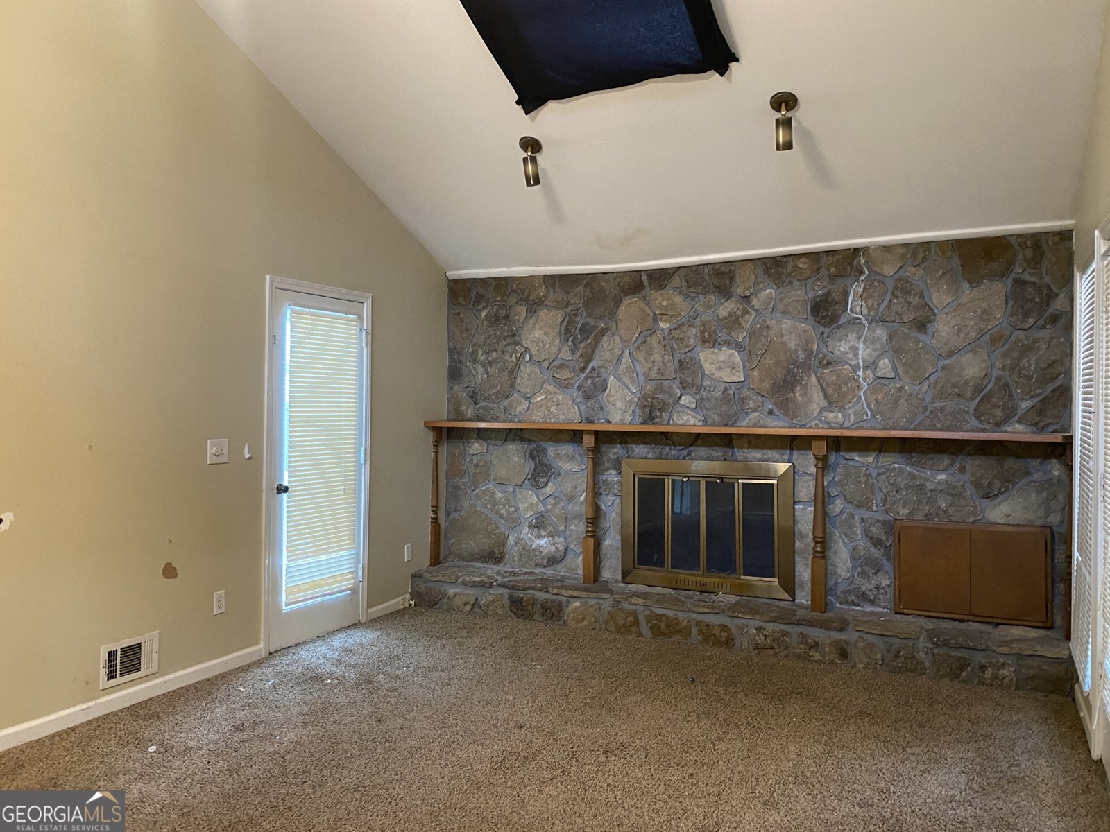 3958 Cotswold Drive Lilburn - Photo 6