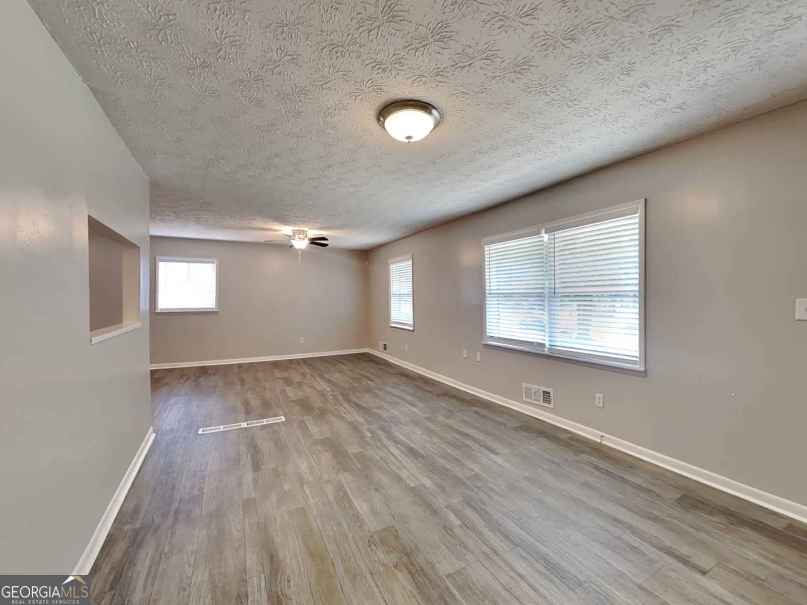 1352 Labelle Street Jonesboro - Photo 6