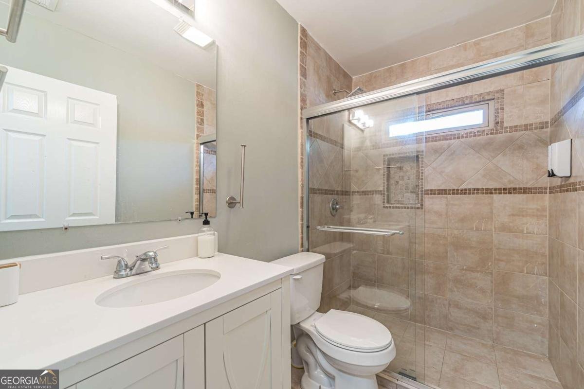 2390 Brackett Road Marietta - Photo 17