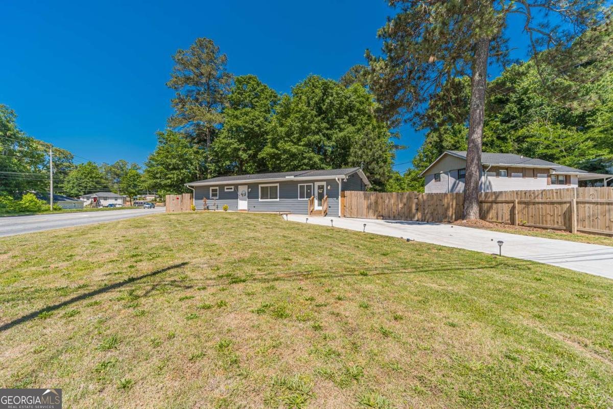 2390 Brackett Road Marietta - Photo 31