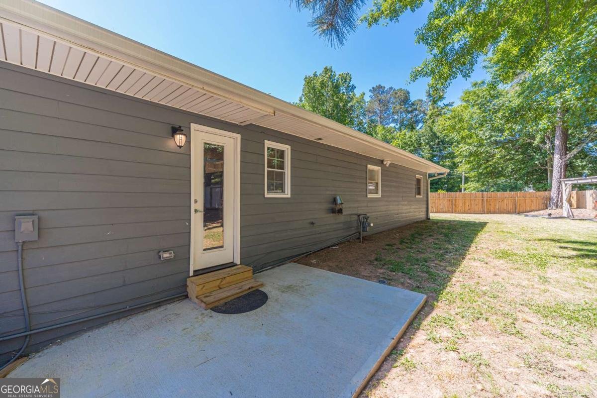 2390 Brackett Road Marietta - Photo 36