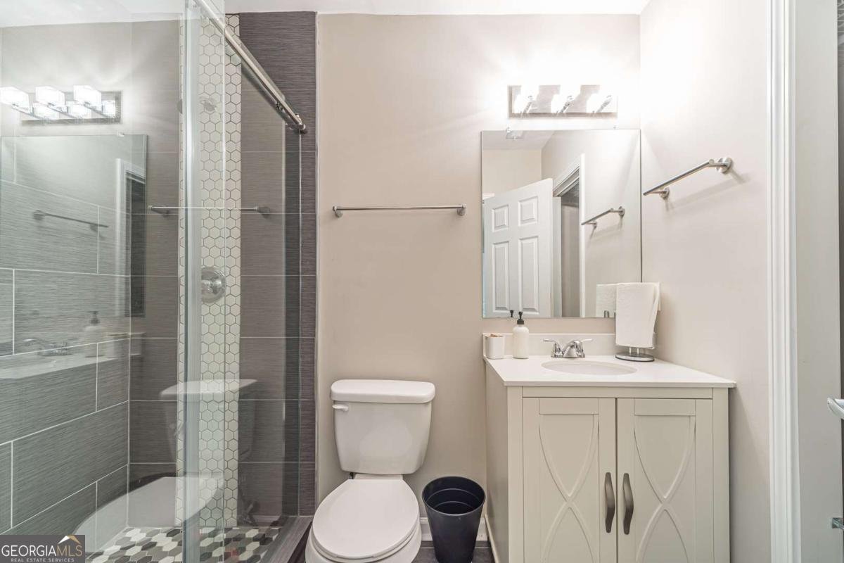 2390 Brackett Road Marietta - Photo 9