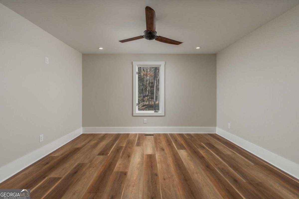 1280 Kimbrough Drive White Plains - Photo 33