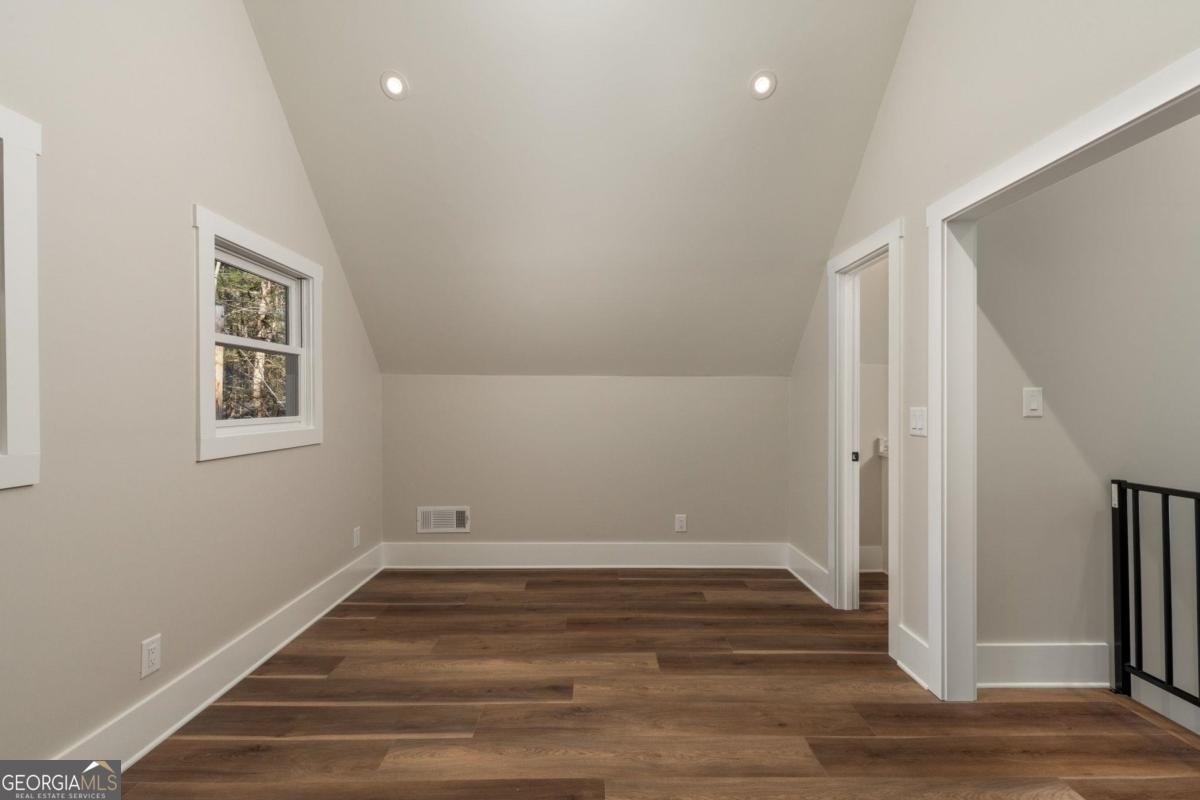 1280 Kimbrough Drive White Plains - Photo 37