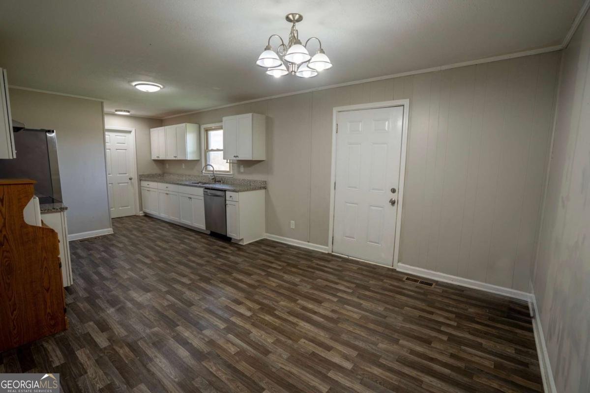 7353 HIGHWAY 114 Lyerly - Photo 8