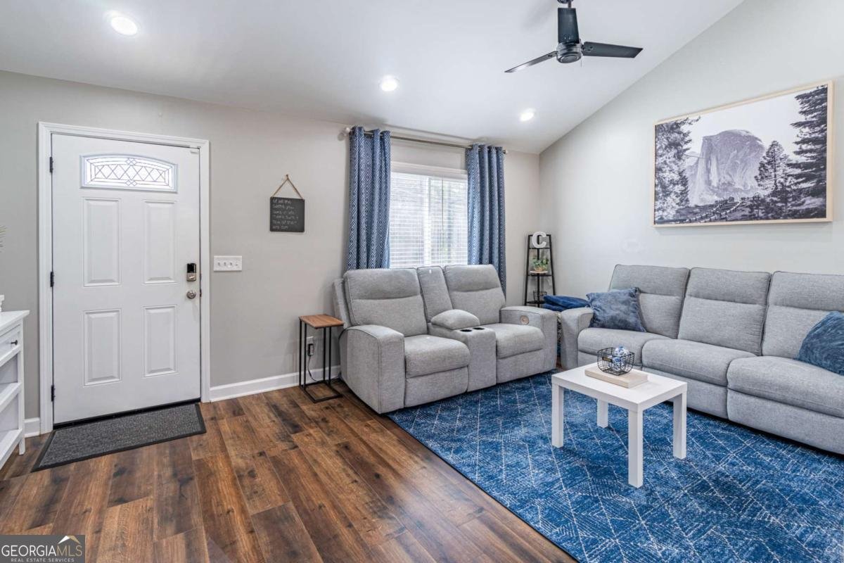 427 Arbour Run Suwanee - Photo 10