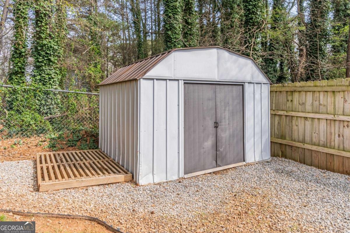 427 Arbour Run Suwanee - Photo 32