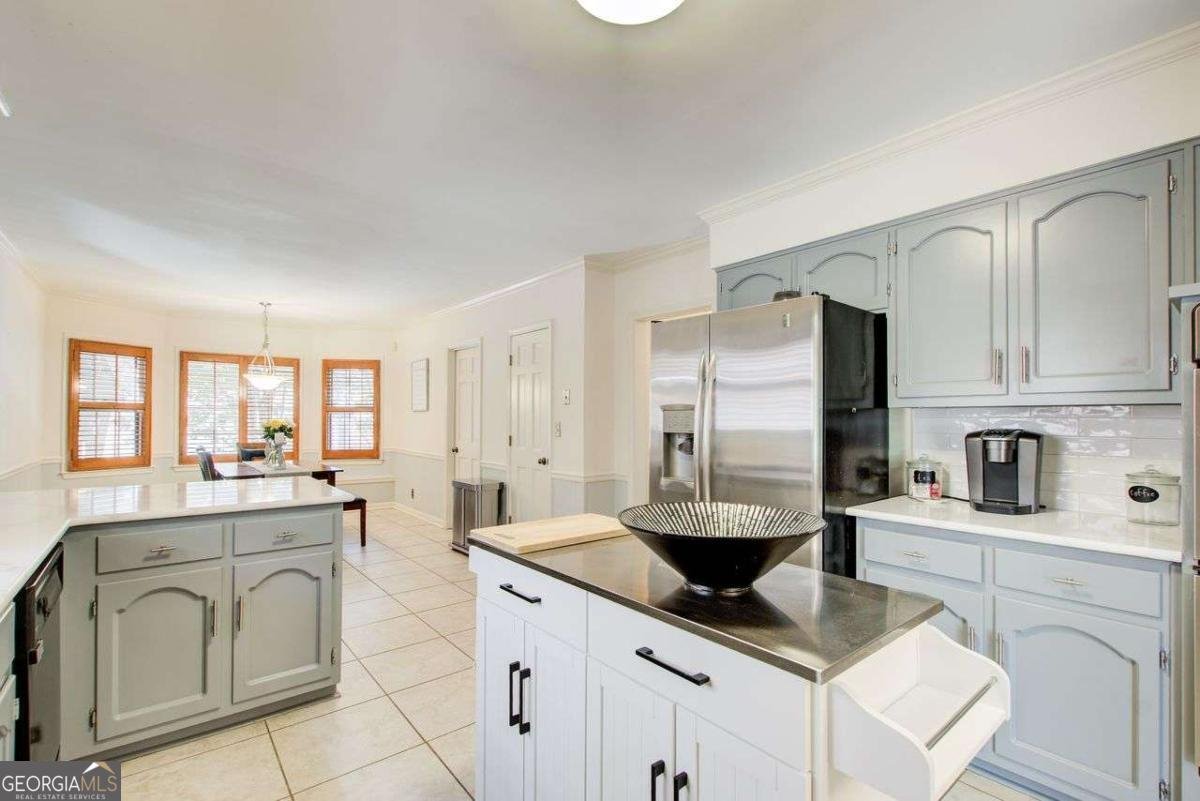 854 Newcastle Drive Lilburn - Photo 14